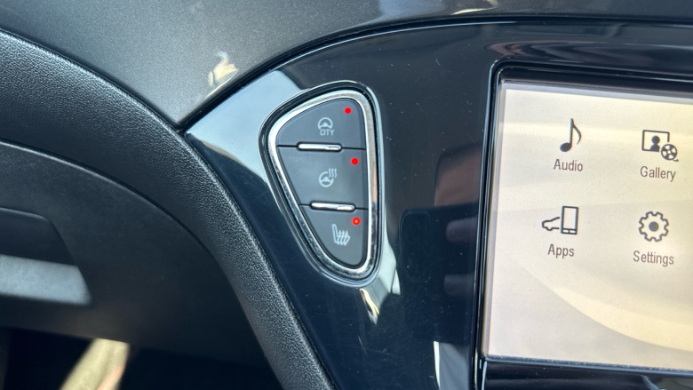 Vauxhall Corsa 1.4 ecoFLEX Excite 5dr [AC] Petrol Hatchback